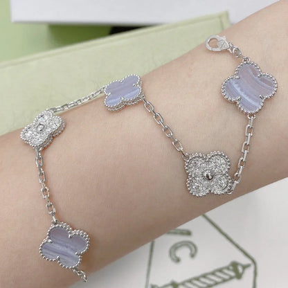 [Aetheris] LUCKY CLOVER 5-MOTIV-ARMREIF - PURPUR CHALCEDON KOLLEKTION
