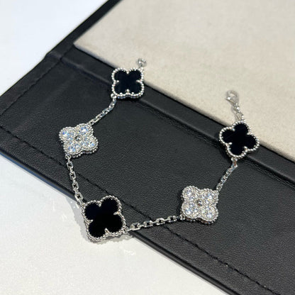 [Aetheris]LUCKY CLOVER 5-MOTIV-ARMBAND – BLACK ONYX KOLLEKTION