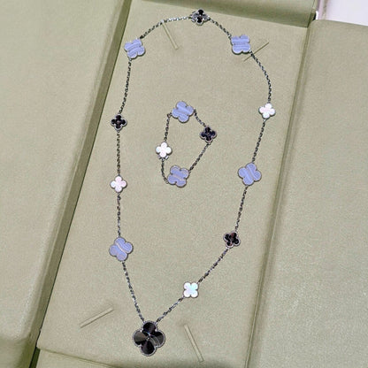 [Aetheris]DETACHABLE 15-MOTIF CLOVER STATEMENT SET - PURPLE CHALCEDONY & LASER