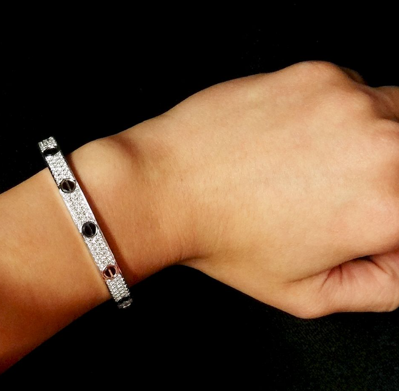 [Aetheris]CLASSIC 6.1MM LOVE BANGLE - DIAMOND PAVÉ & BLACK CERAMIC